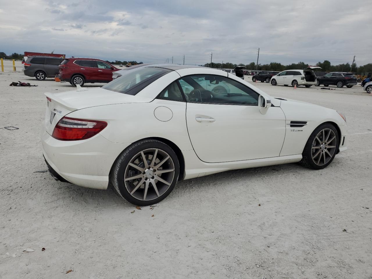 2016 Mercedes-Benz SLK-klasse VIN WDDPK7FA8GF125164 Copart auction photo, minor dent/scratches damage thumbnail 3
