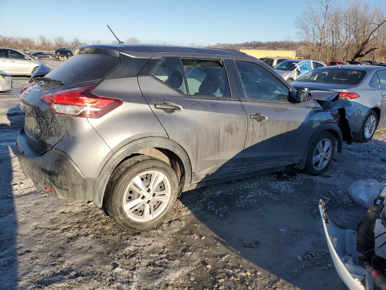 2020 Nissan Kicks VIN 3N1CP5BV6LL554183 Copart auction photo, front end damage thumbnail 3
