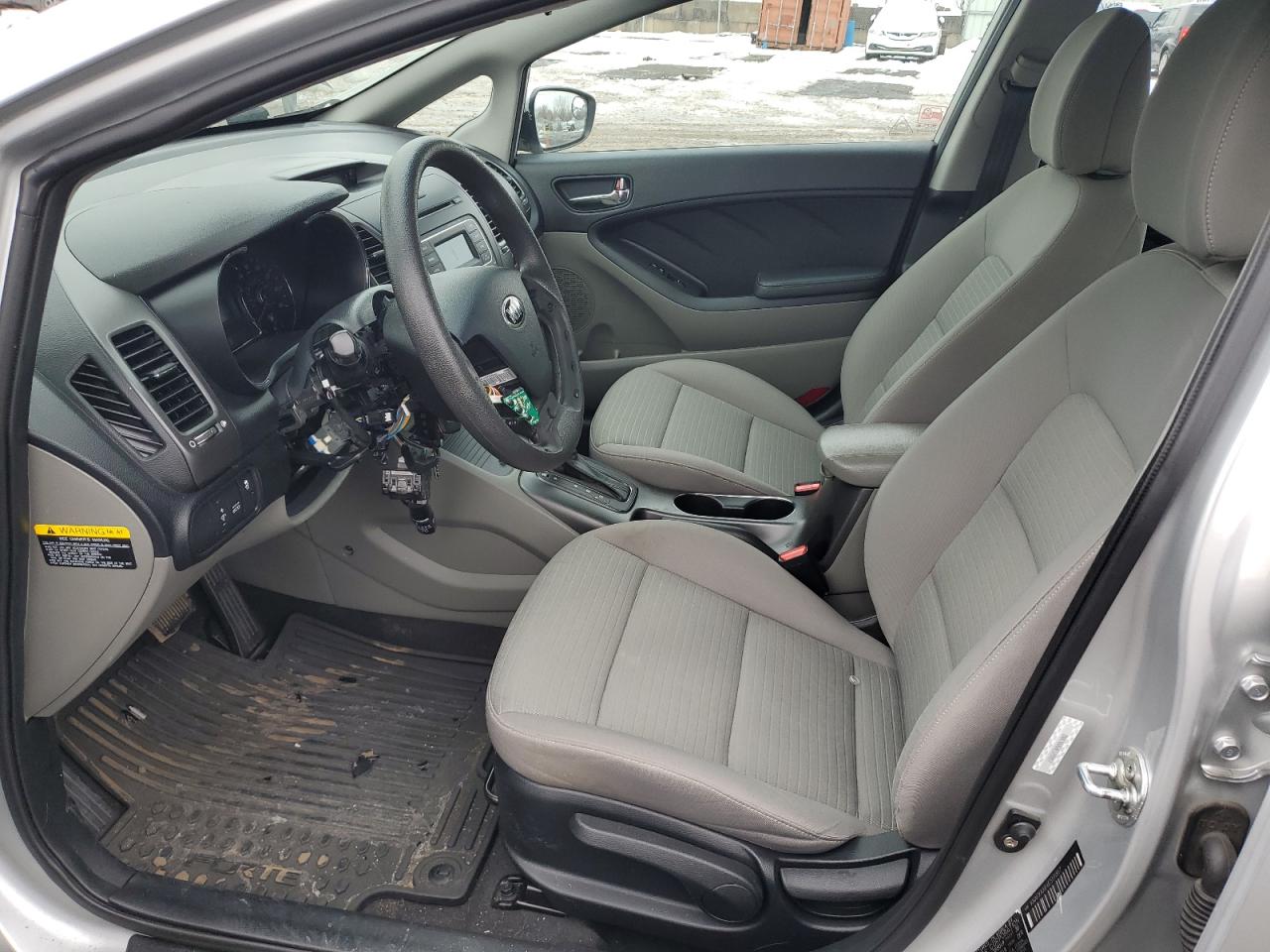 2014 KIA Forte VIN KNAFX4A64E5191817 Copart auction photo, vandalism damage thumbnail 7