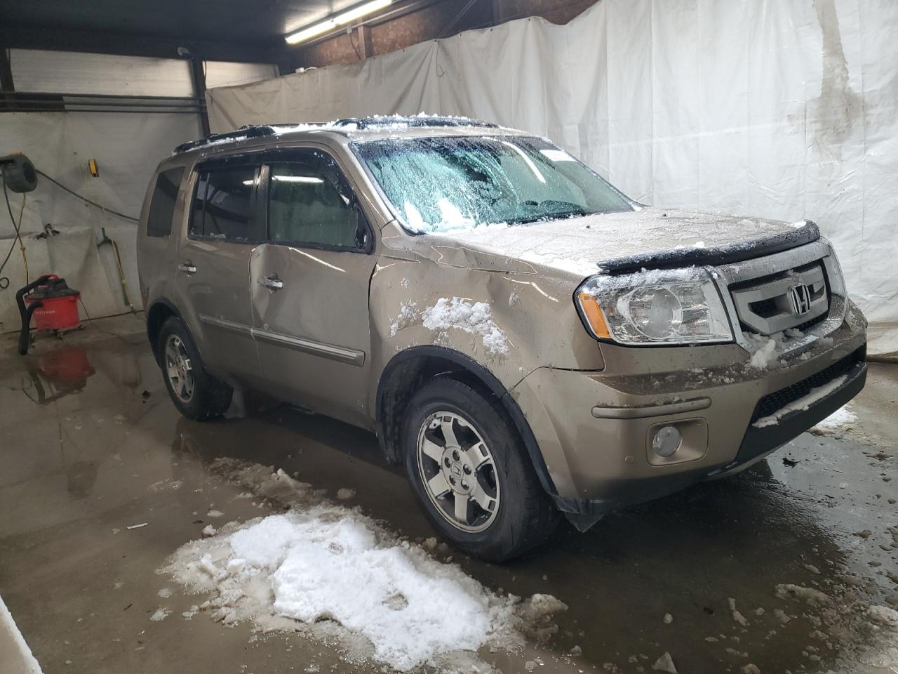 2010 Honda Pilot VIN 5FNYF4H92AB002928 Copart auction photo, side / top/roof damage thumbnail 4