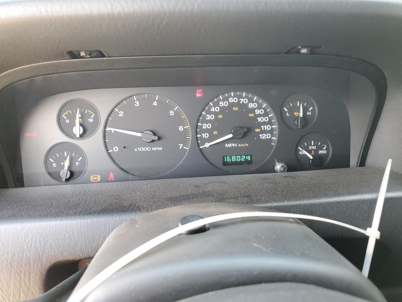 2004 Jeep Grand Cherokee VIN 1J4GW48S04C310075 Copart auction photo, front end / side damage thumbnail 9