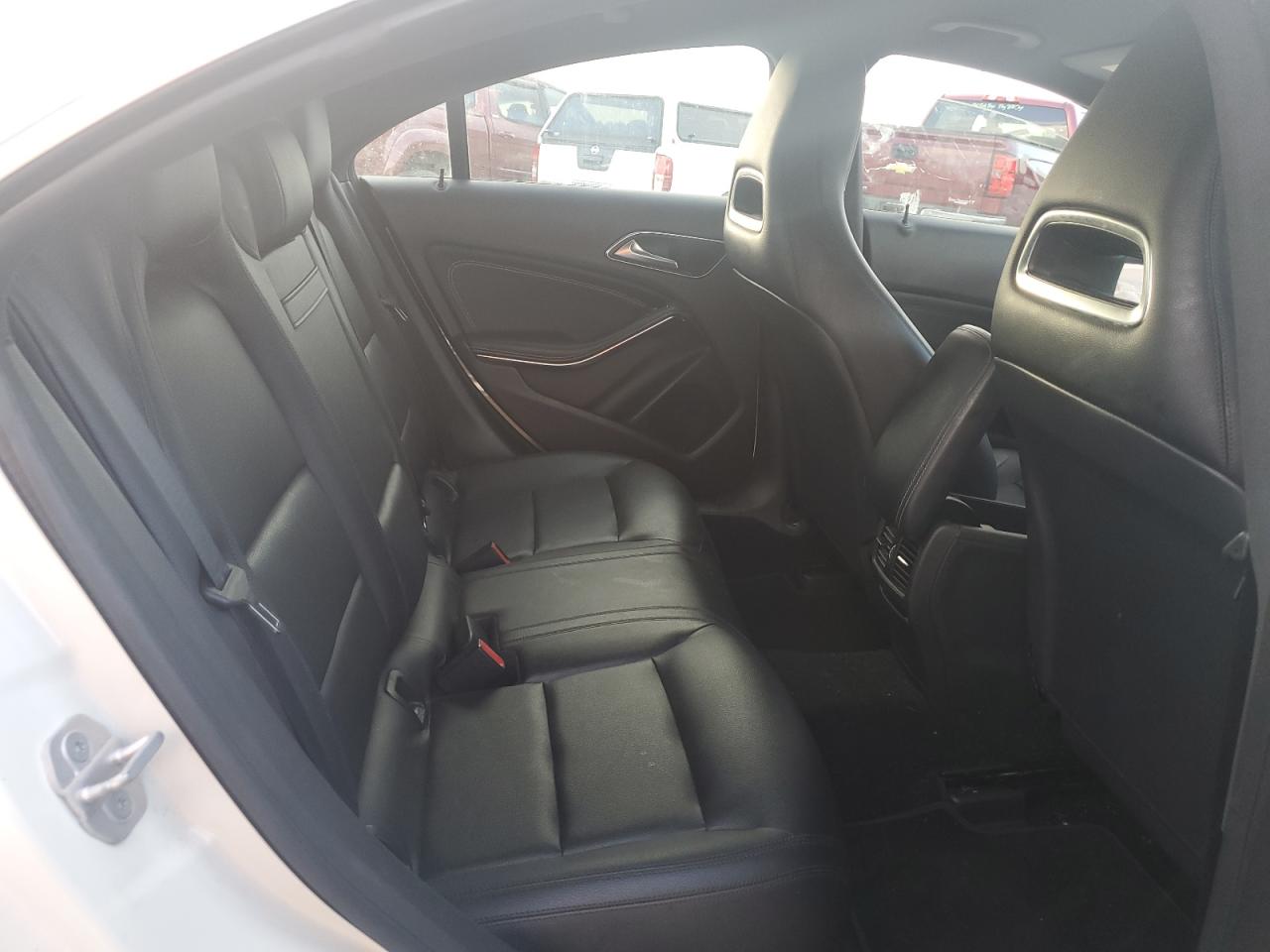 2015 Mercedes-Benz CLA-klasse VIN WDDSJ4EB4FN282409 Copart auction photo, front end / minor dent/scratches damage thumbnail 11