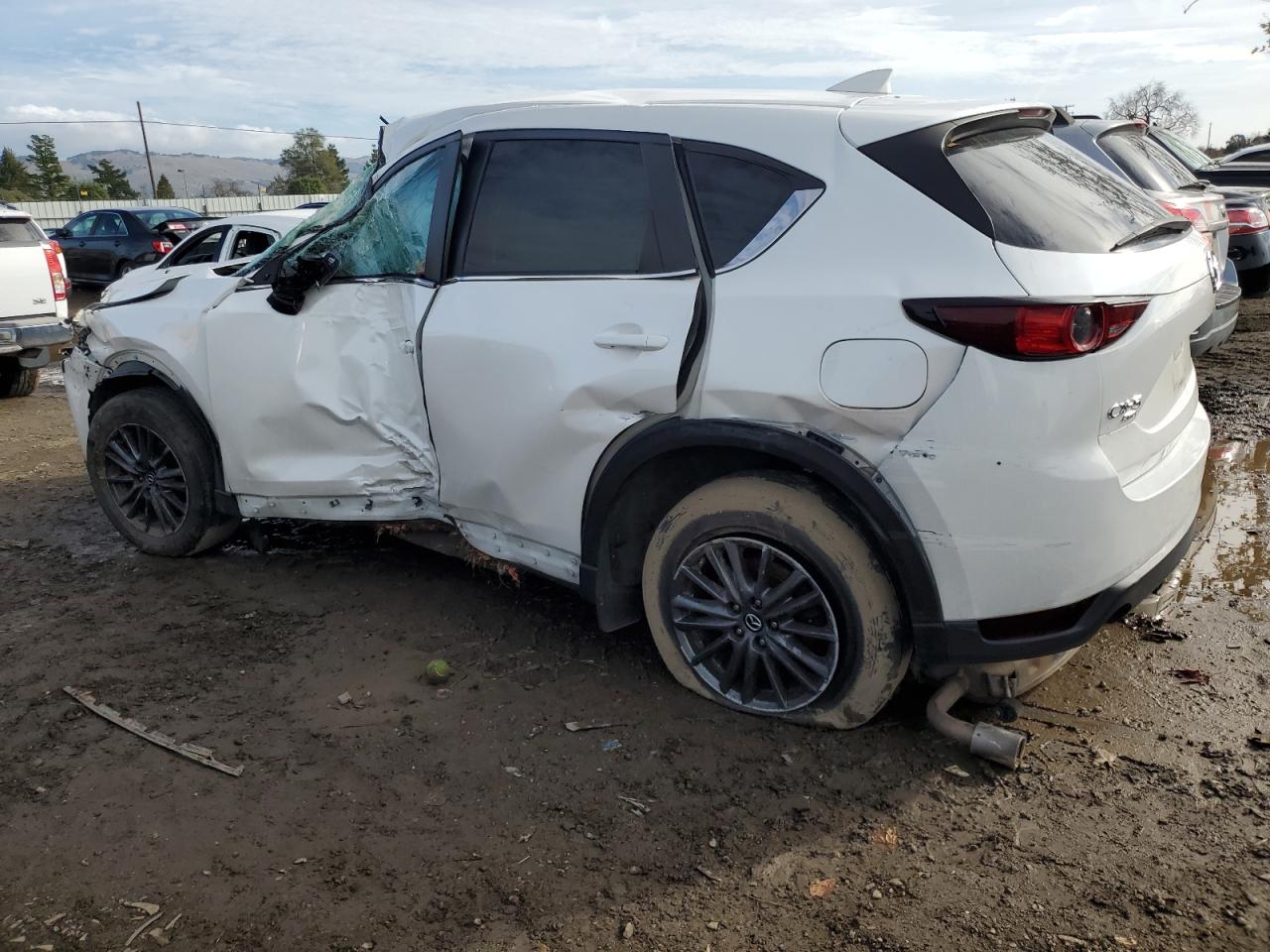 2020 Mazda CX-5 VIN JM3KFBCM5L0766058 Copart auction photo, all over damage thumbnail 2