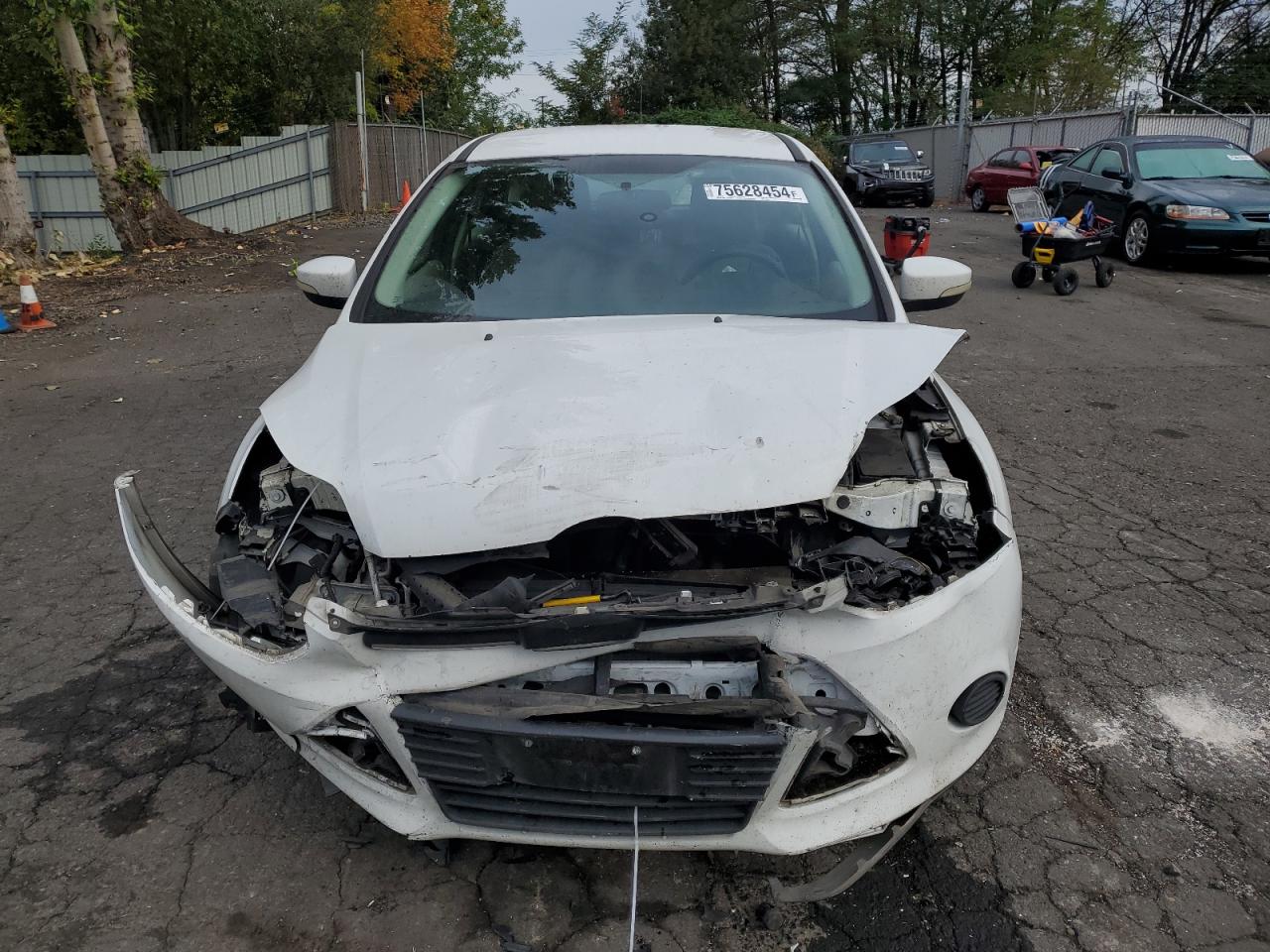 2013 Ford Focus VIN 1FADP3K28DL244566 Copart auction photo, front end damage thumbnail 5