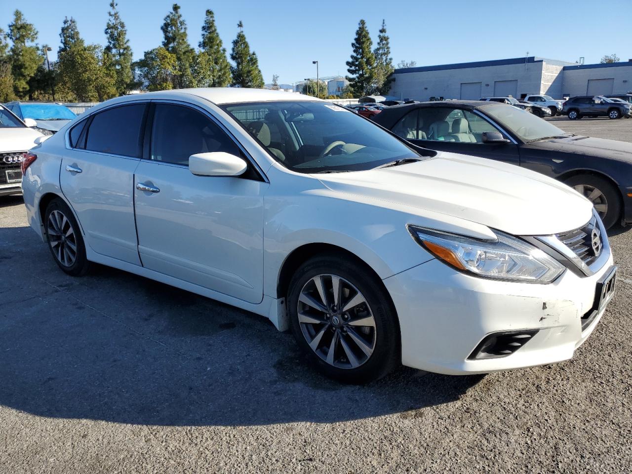 2017 Nissan Altima VIN 1N4AL3AP1HC263459 Copart auction photo, front end damage thumbnail 4
