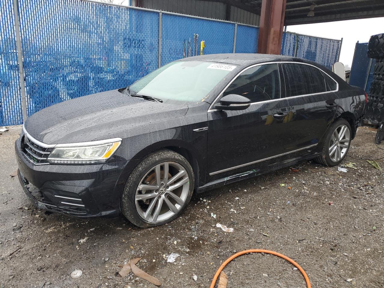 2017 Volkswagen Passat VIN 1VWDT7A38HC080472
