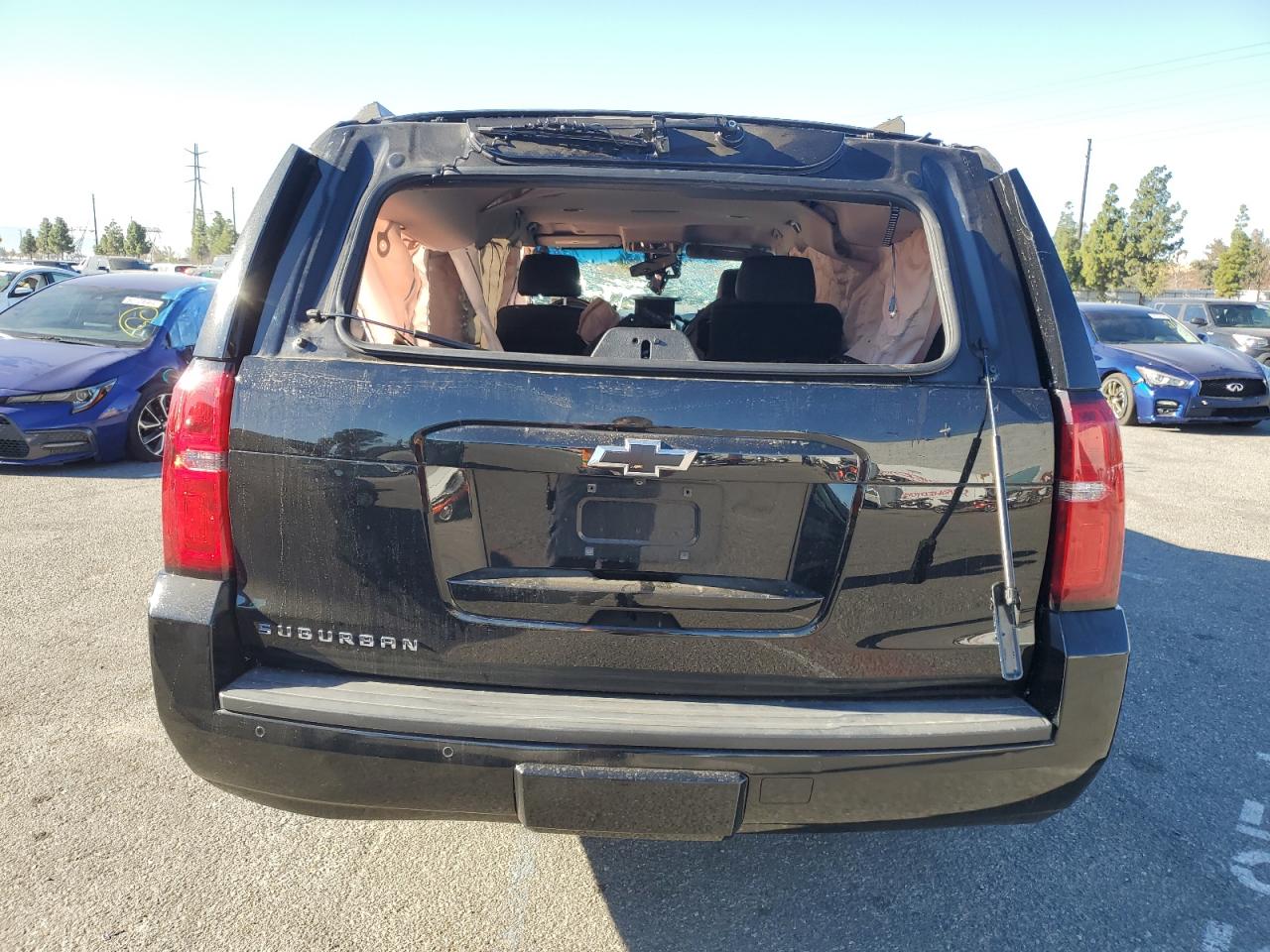 2017 Chevrolet Suburban VIN 1GNSCHKC2HR151121 Copart auction photo, rollover damage thumbnail 6