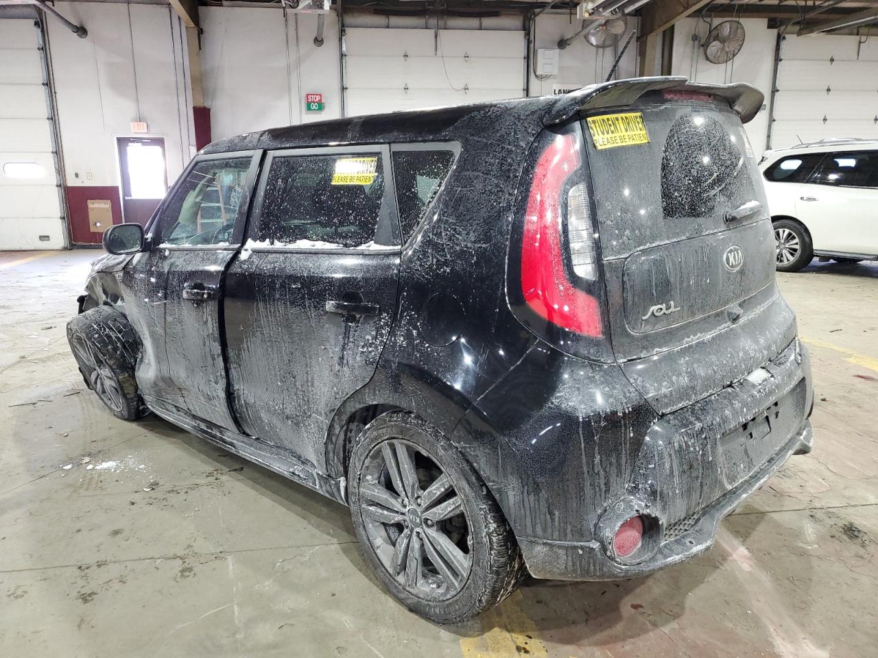 2016 KIA Soul VIN KNDJP3A50G7351617 Copart auction photo, front end / side damage thumbnail 2