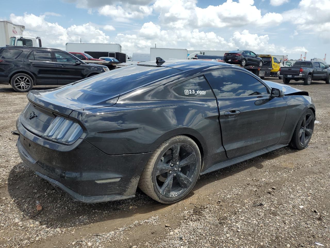 2022 Ford Mustang VIN 1FA6P8TH9N5150565 Copart auction photo, front end / minor dent/scratches damage thumbnail 3