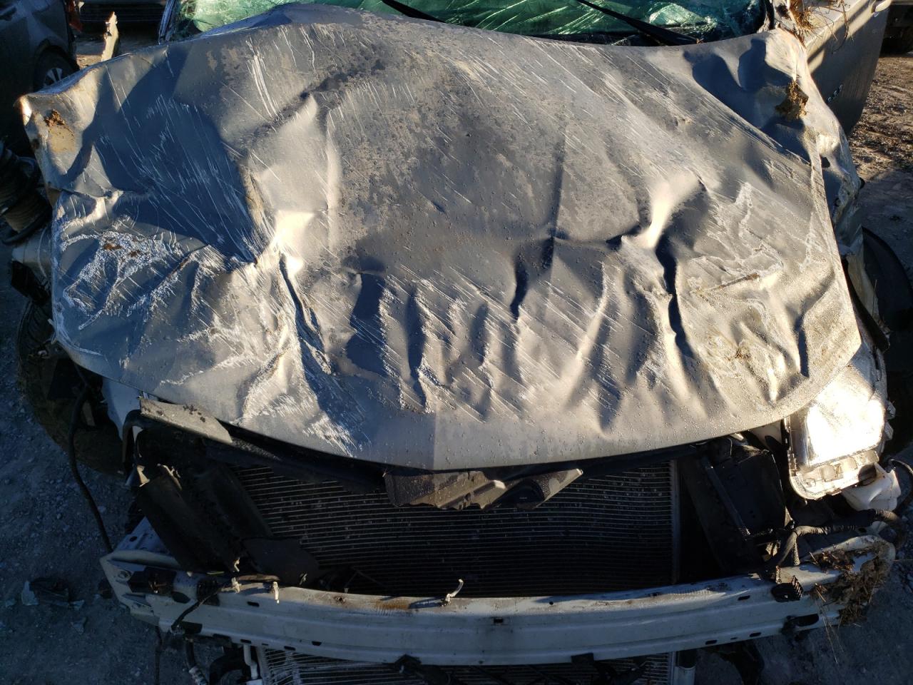 2019 Chevrolet Traverse VIN 1GNEVGKW3KJ138198 Copart auction photo, front end / all over damage thumbnail 13