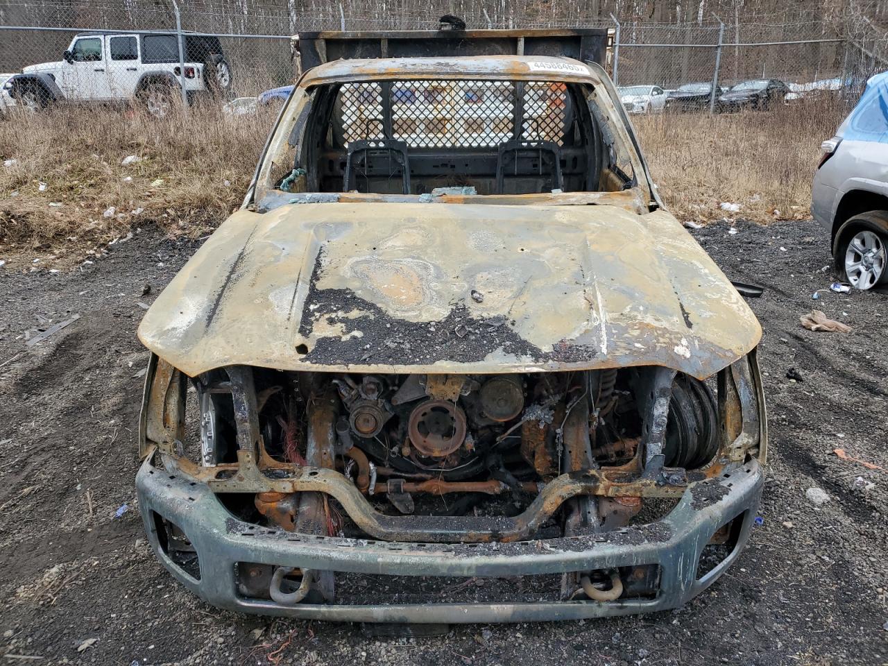 2011 Ford F250 VIN 1FTBF2AT9BEC41900 Copart auction photo, burn damage thumbnail 5