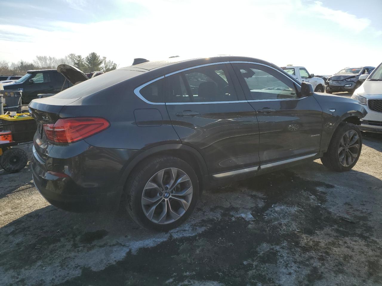2018 BMW X4 VIN 5UXXW3C53J0Z60578 Copart auction photo, front end damage thumbnail 3
