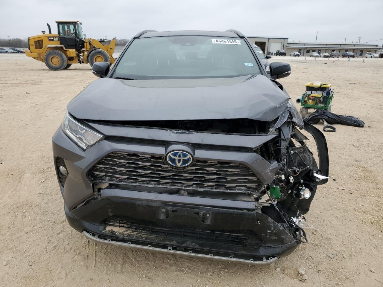 2020 Toyota RAV 4 VIN 2T3EWRFV1LW099553 Copart auction photo, front end damage thumbnail 5