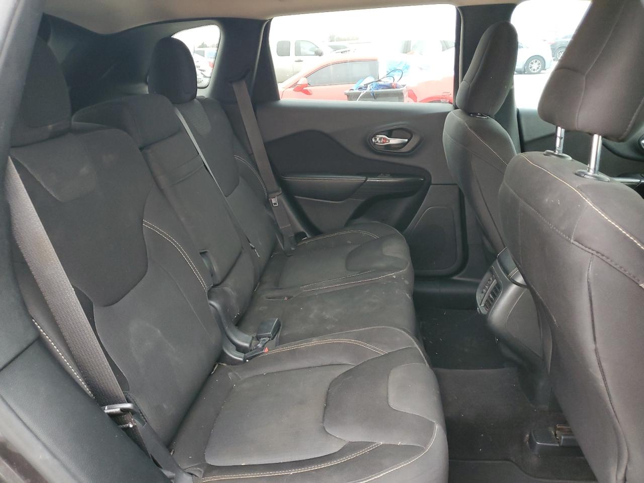 2015 Jeep Grand Cherokee VIN 1C4PJLCB0FW517279 Copart auction photo, side / undercarriage damage thumbnail 11
