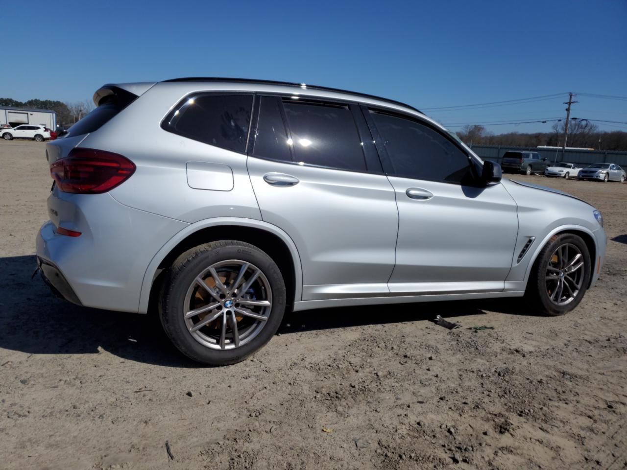 2021 BMW X3 VIN 5UXTY9C08M9E28164 Copart auction photo, front end / side damage thumbnail 3