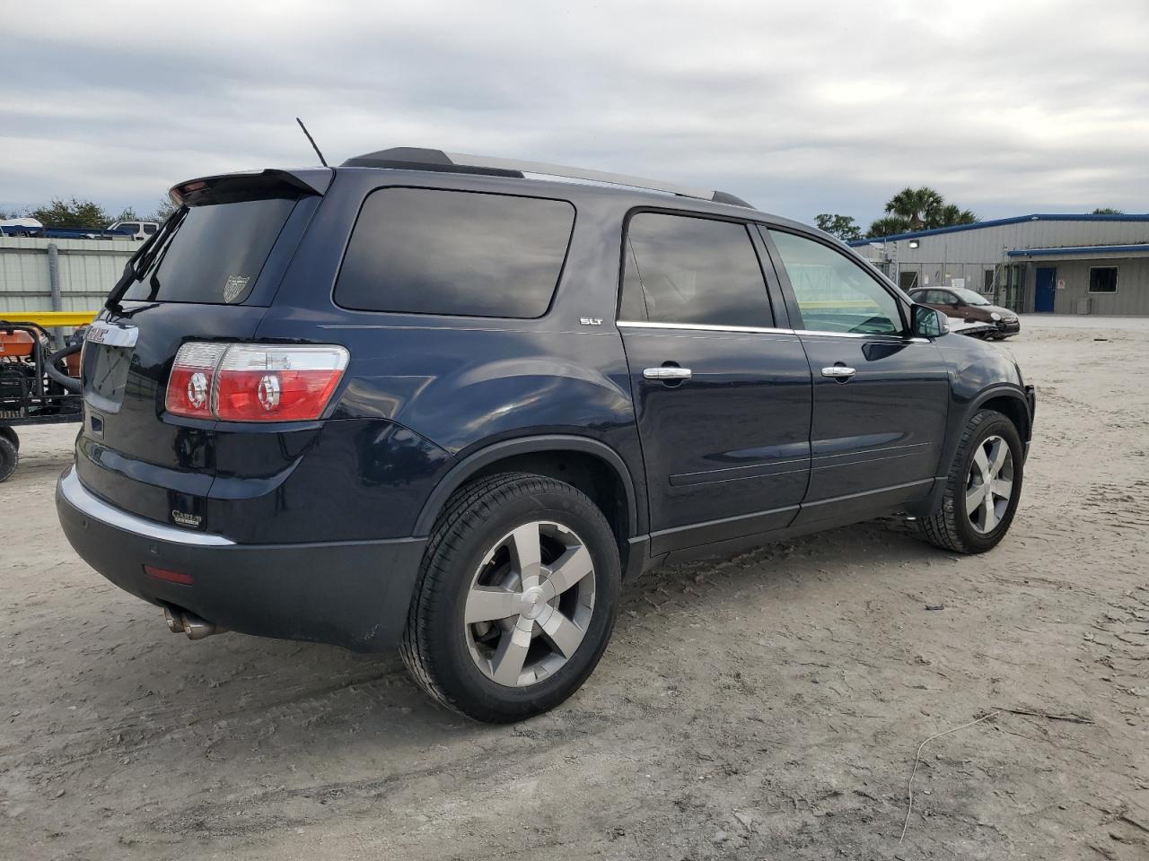 2012 GMC Acadia VIN 1GKKRRED2CJ149320 Copart auction photo, front end / minor dent/scratches damage thumbnail 3