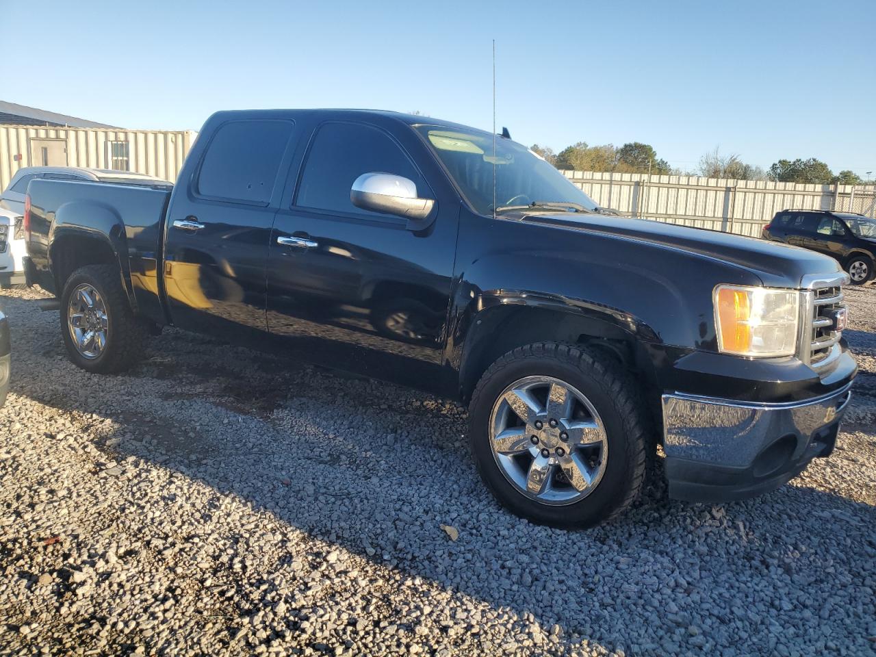 2012 GMC Sierra VIN 3GTP2VE72CG160974 Copart auction photo, vandalism damage thumbnail 4