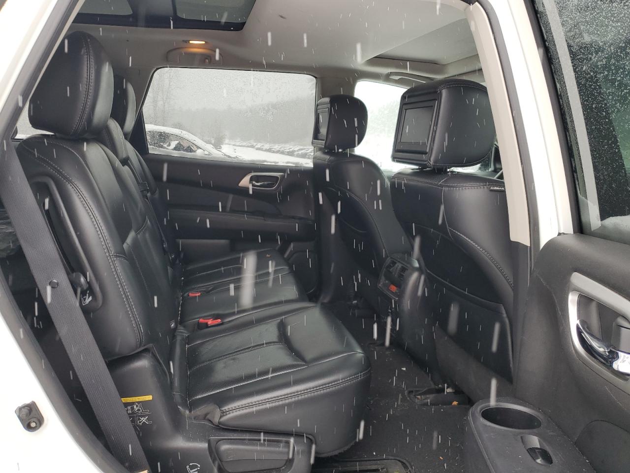 2016 Nissan Pathfinder VIN 5N1AR2MM4GC650764 Copart auction photo, front end damage thumbnail 11