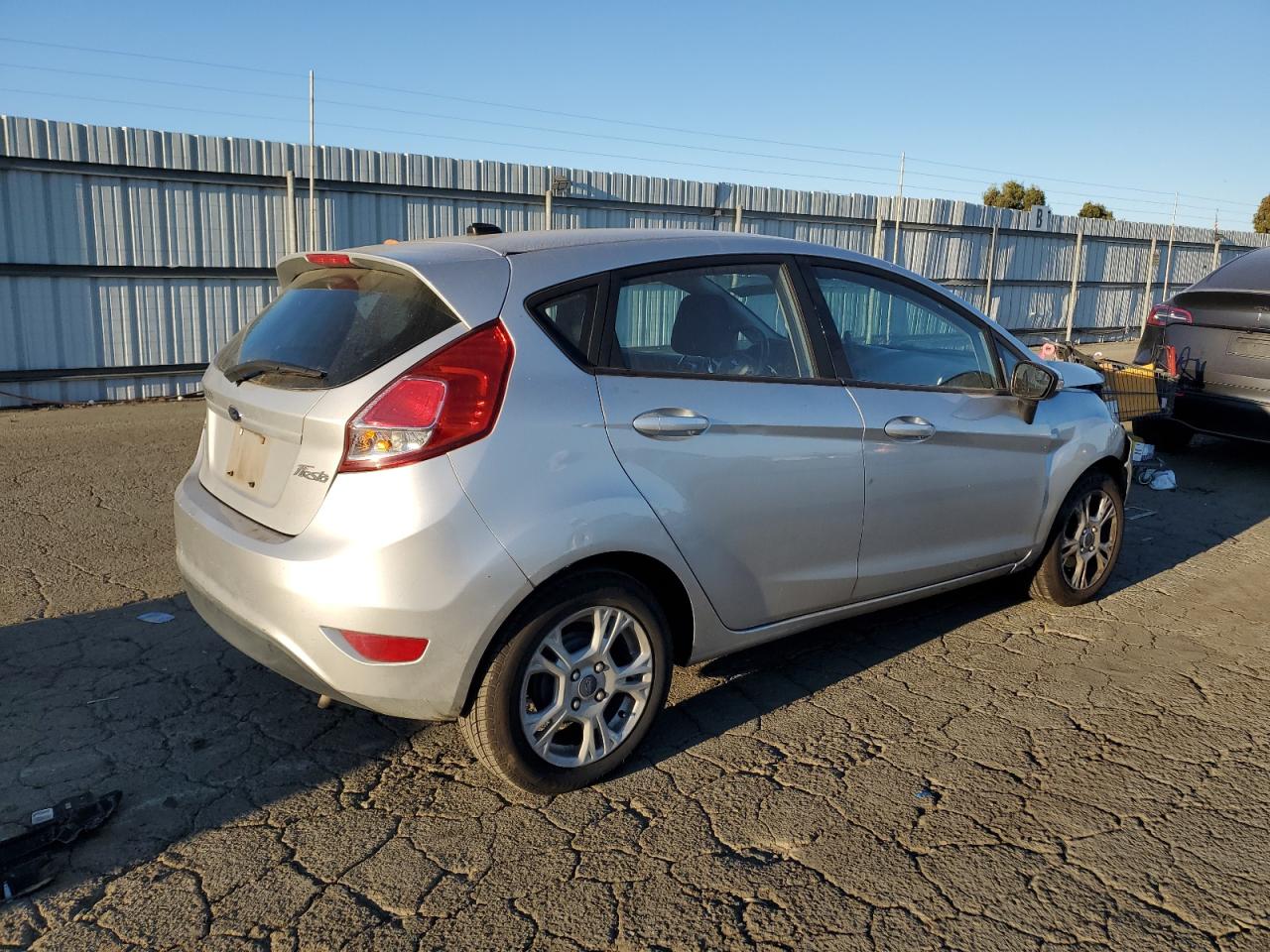 2016 Ford Fiesta VIN 3FADP4EJ1GM185260 Copart auction photo, front end damage thumbnail 3