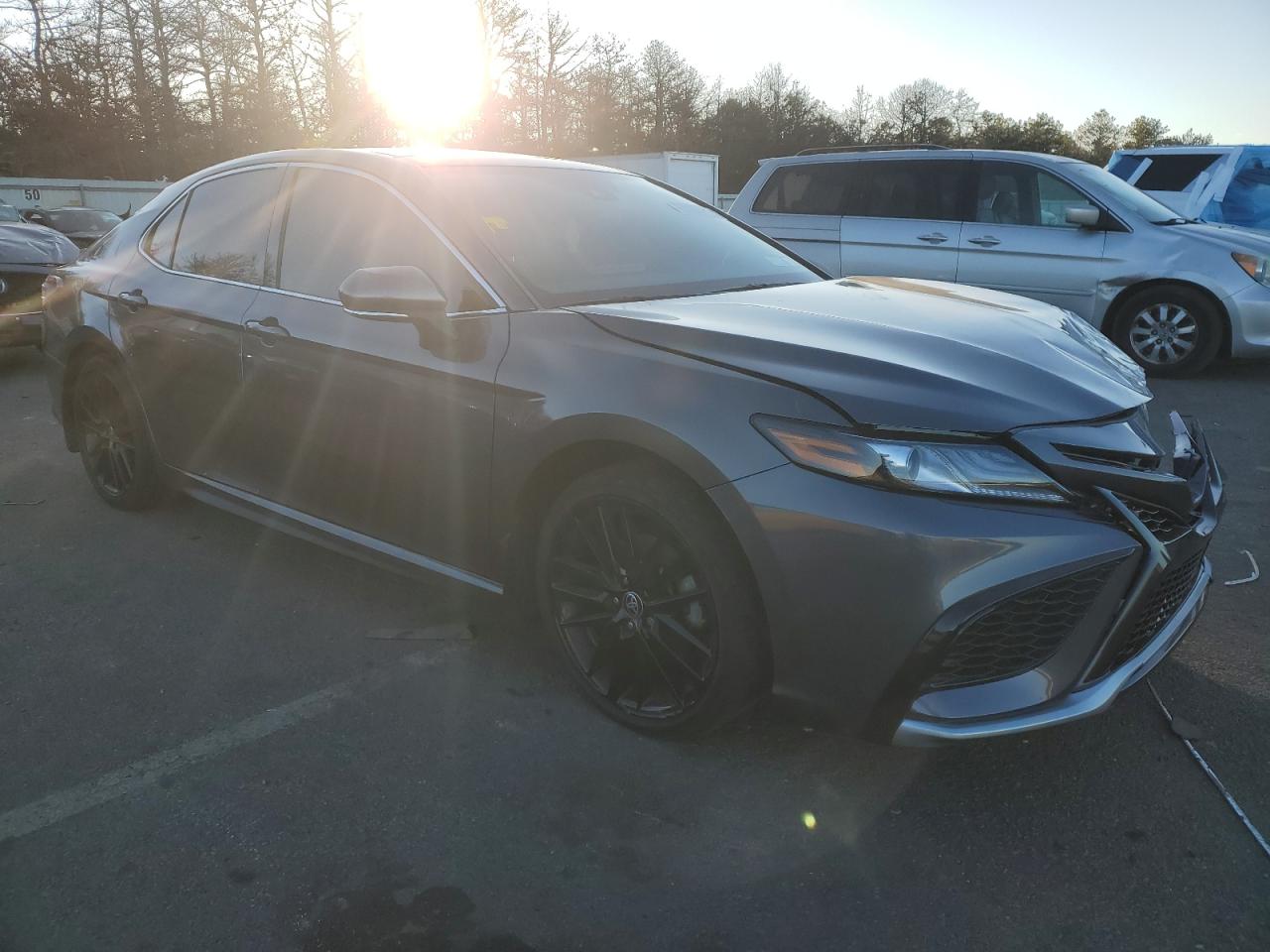 2021 Toyota Camry VIN 4T1K61AKXMU422171 Copart auction photo, front end / minor dent/scratches damage thumbnail 4