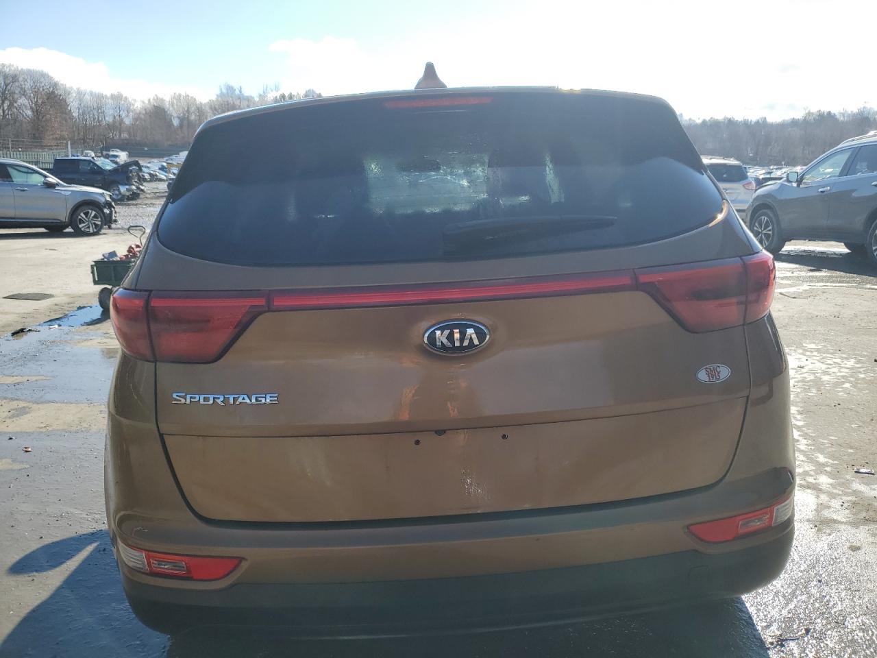 2019 KIA Sportage VIN KNDPMCAC5K7626554 Copart auction photo, front end / side damage thumbnail 6