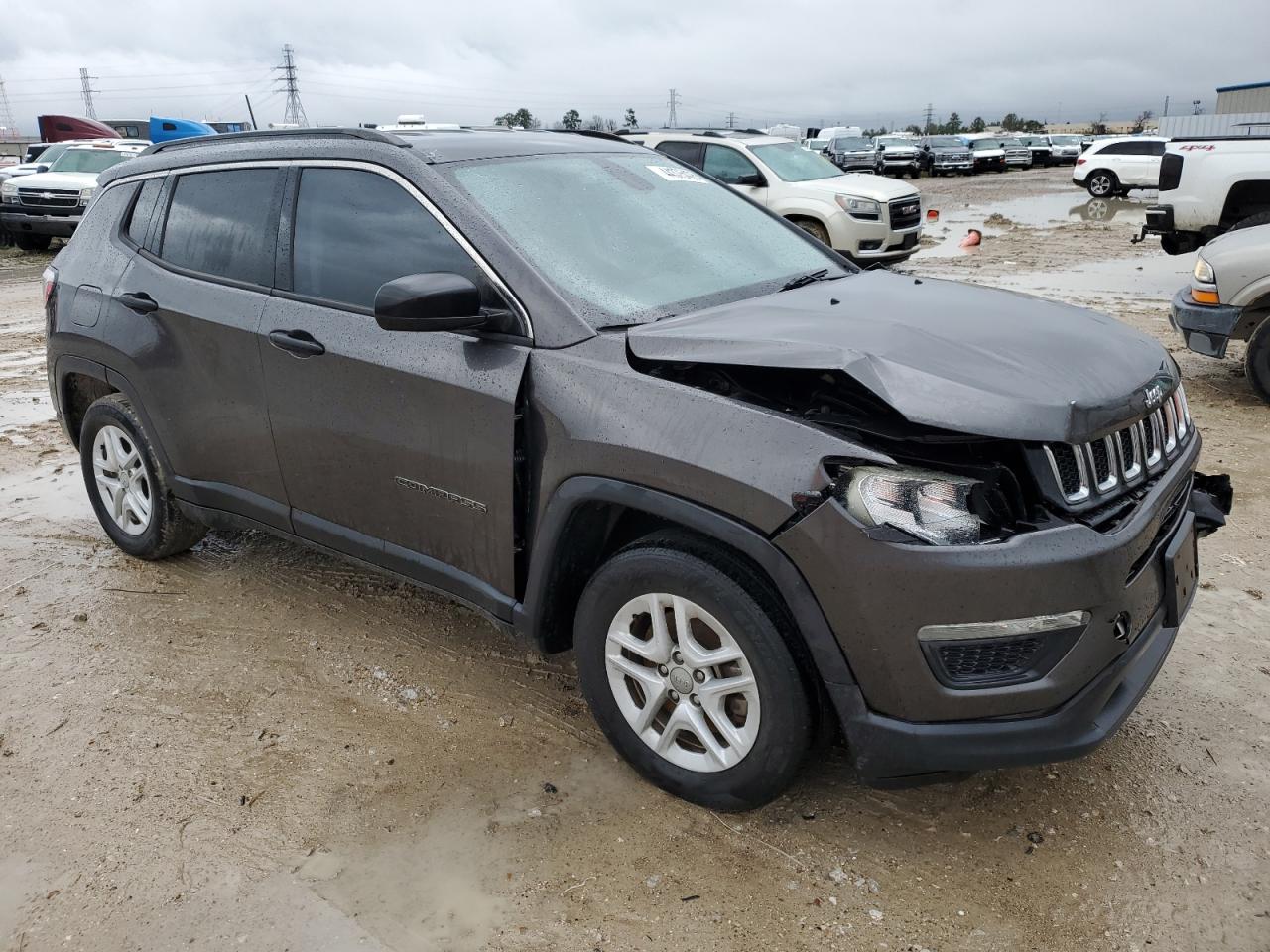 2020 Jeep Compass VIN 3C4NJCAB8LT102447 Copart auction photo, front end / minor dent/scratches damage thumbnail 4