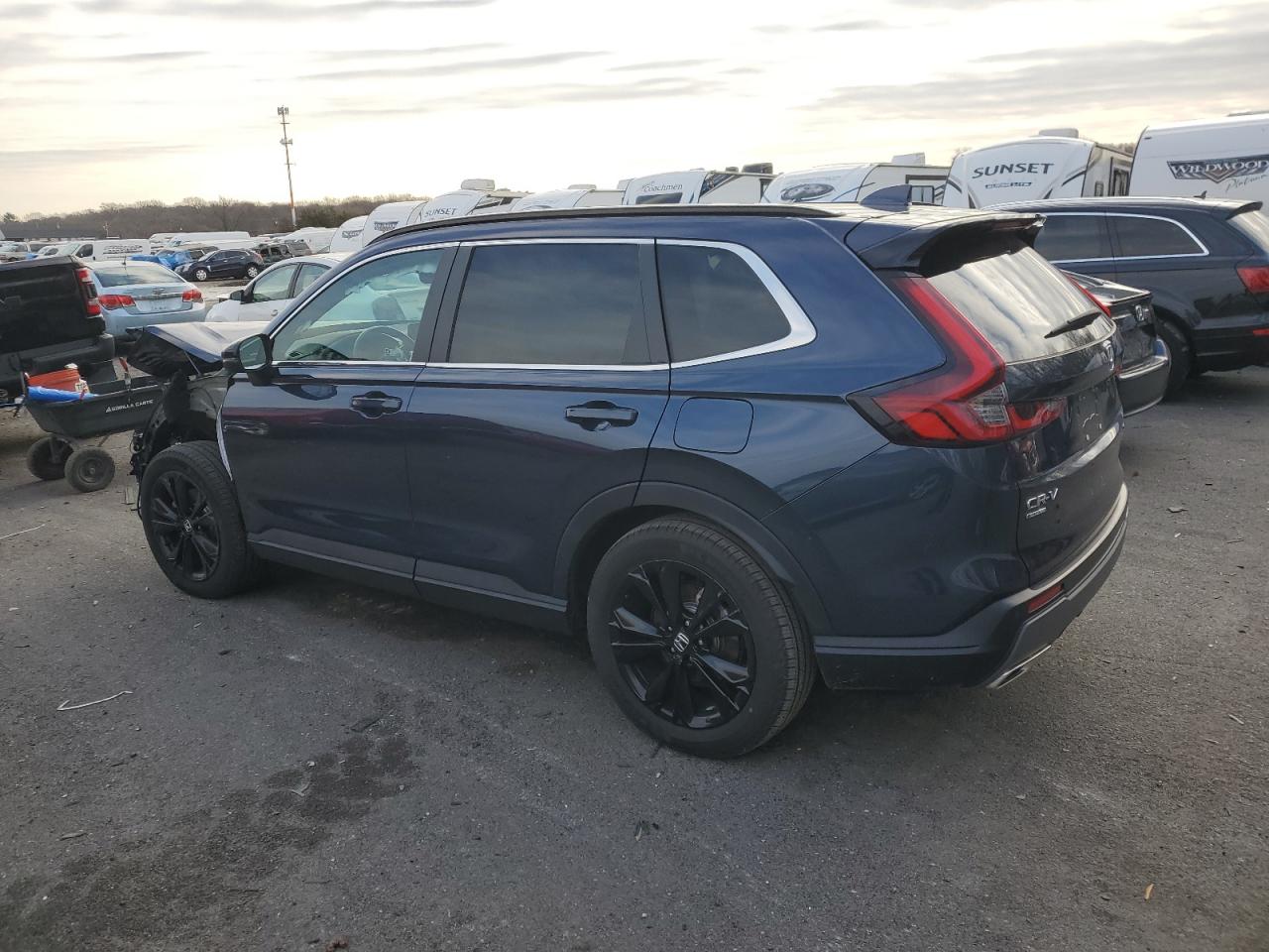 2023 Honda CR-V VIN 7FARS6H92PE008995 Copart auction photo, front end damage thumbnail 2