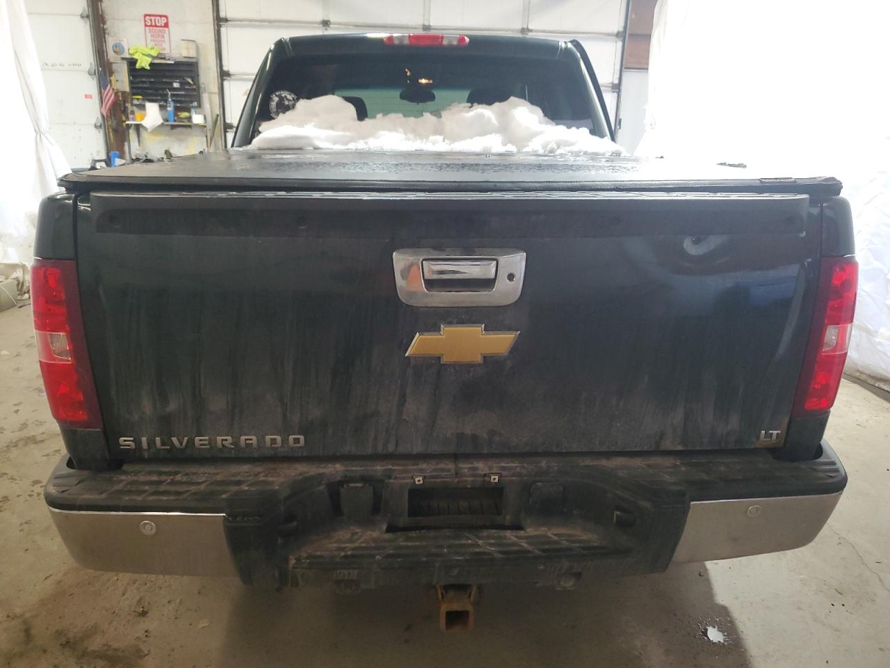 2013 Chevrolet Silverado VIN 3GCPKSE71DG237981 Copart auction photo, side / minor dent/scratches damage thumbnail 6
