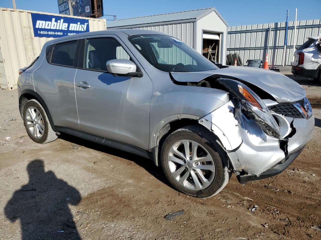 2016 Nissan Juke VIN JN8AF5MR4GT602602 Copart auction photo, front end / minor dent/scratches damage thumbnail 4