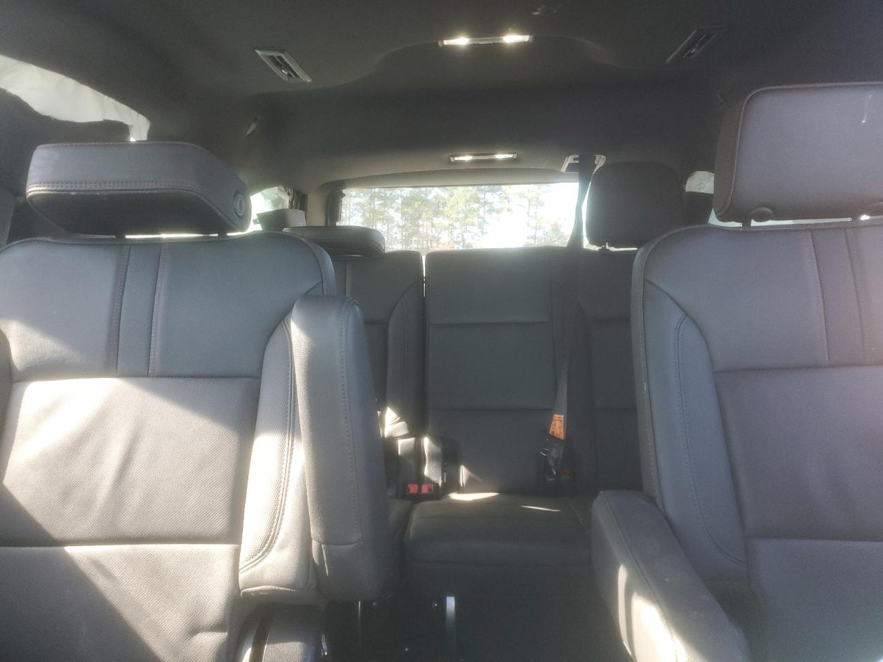 2022 Chevrolet Tahoe VIN 1GNSCRKD1NR143702 Copart auction photo, all over damage thumbnail 10