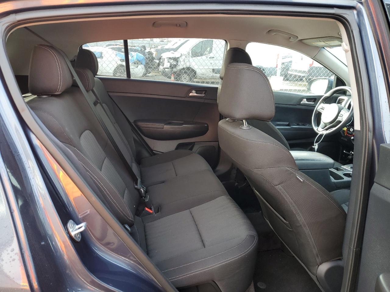 2017 KIA Sportage VIN KNDPM3AC4H7164903 Copart auction photo, vandalism damage thumbnail 11