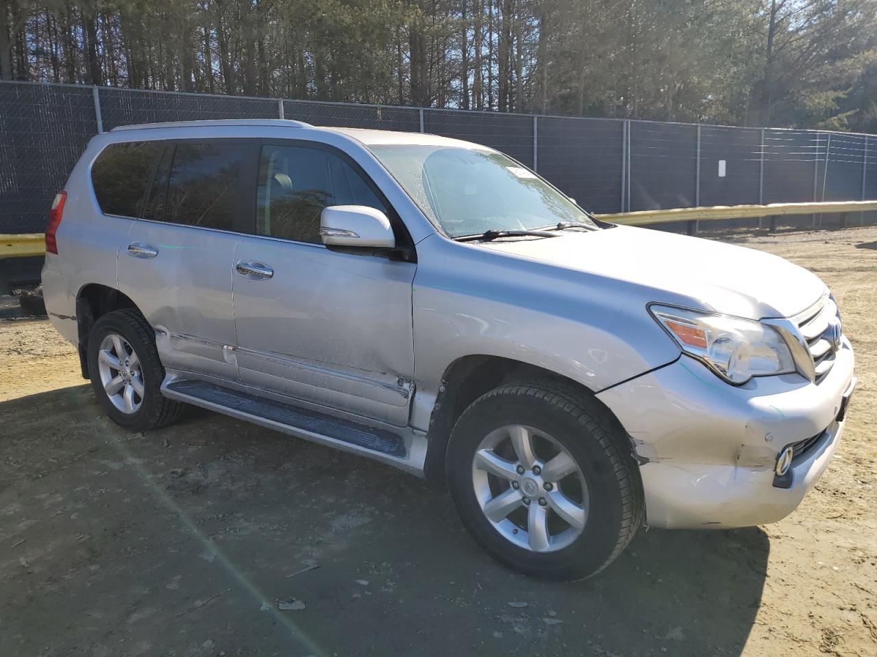 2012 Lexus GX VIN JTJBM7FX9C5035991 Copart auction photo, front end / side damage thumbnail 4