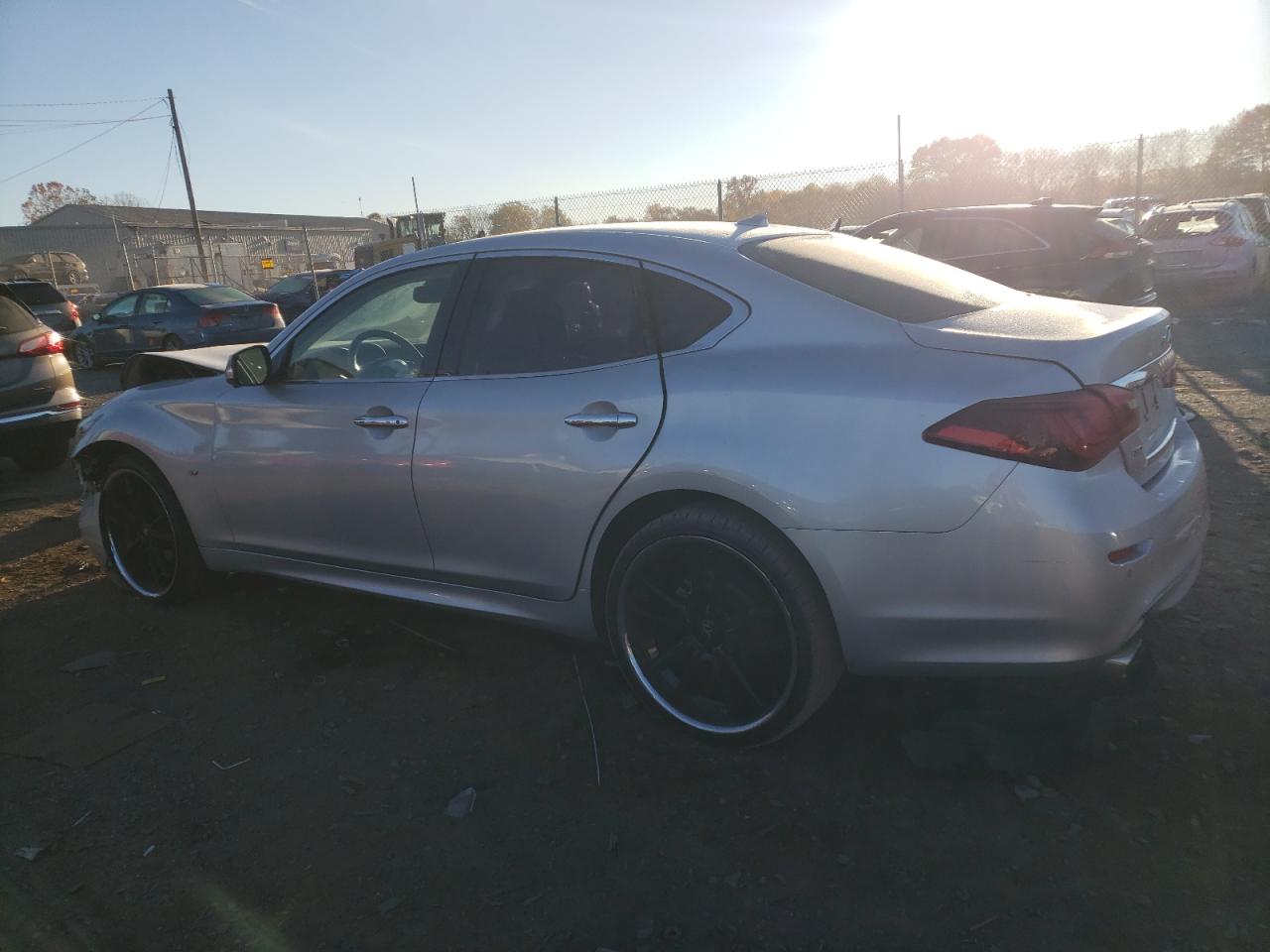 2015 Infiniti Q70 VIN JN1BY1AR0FM562537 Copart auction photo, front end / side damage thumbnail 2