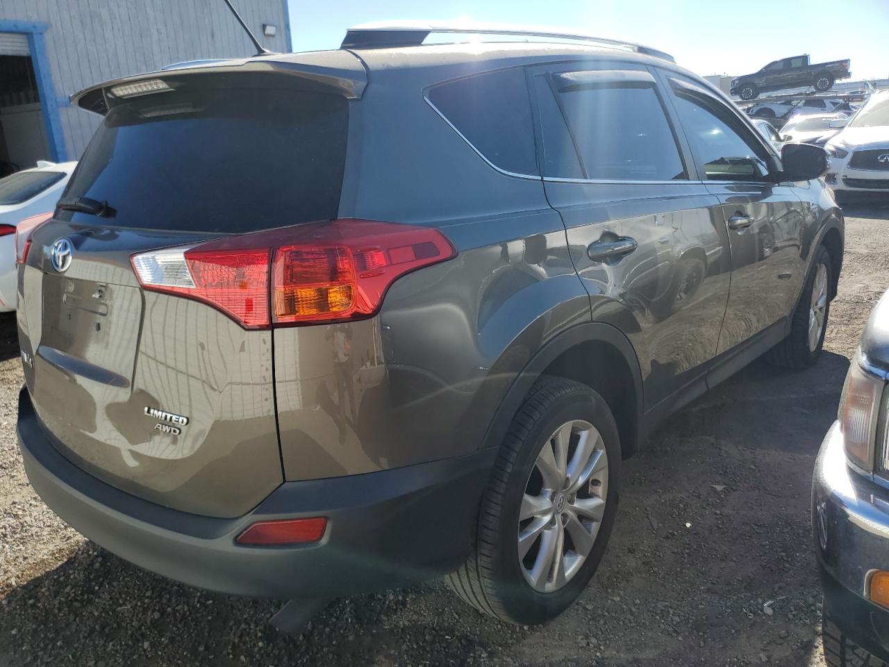 2015 Toyota RAV 4 VIN JTMDFREV0FD104675 Copart auction photo, side damage thumbnail 3