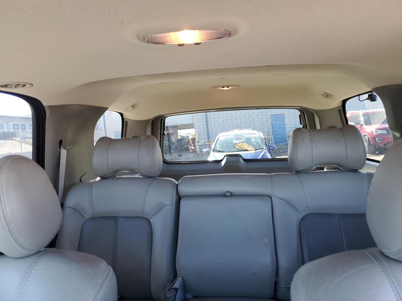 2001 GMC Yukon VIN 1GKEK63U11J285387 Copart auction photo, front end damage thumbnail 10