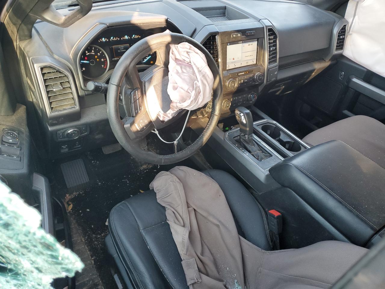 2019 Ford F-150 VIN 1FTEW1E59KKE29854 Copart auction photo, all over / vandalism damage thumbnail 8