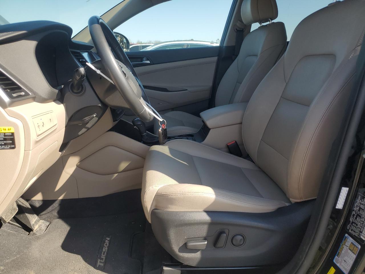 2017 Hyundai Tucson VIN KM8J3CA43HU464883 Copart auction photo, front end / minor dent/scratches damage thumbnail 7