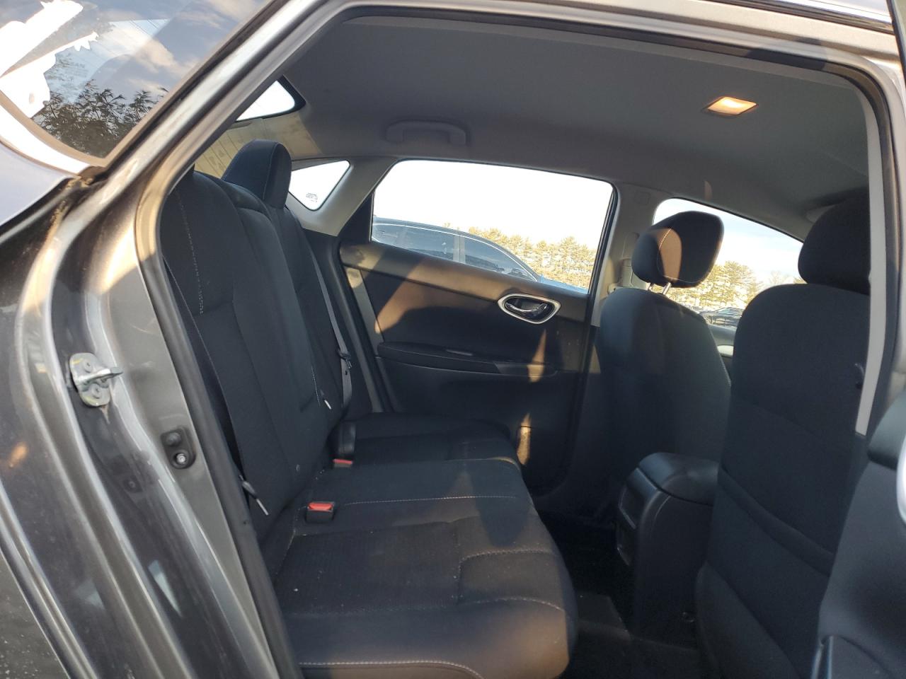 2015 Nissan Sentra VIN 3N1AB7AP8FY374800 Copart auction photo, front end / side damage thumbnail 10