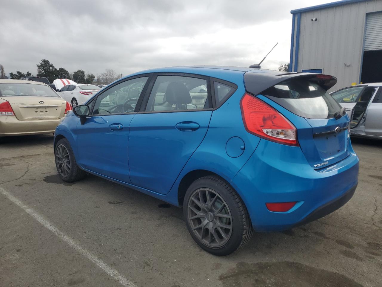 2013 Ford Fiesta VIN 3FADP4FJ7DM158512 Copart auction photo, minor dent/scratches damage thumbnail 2