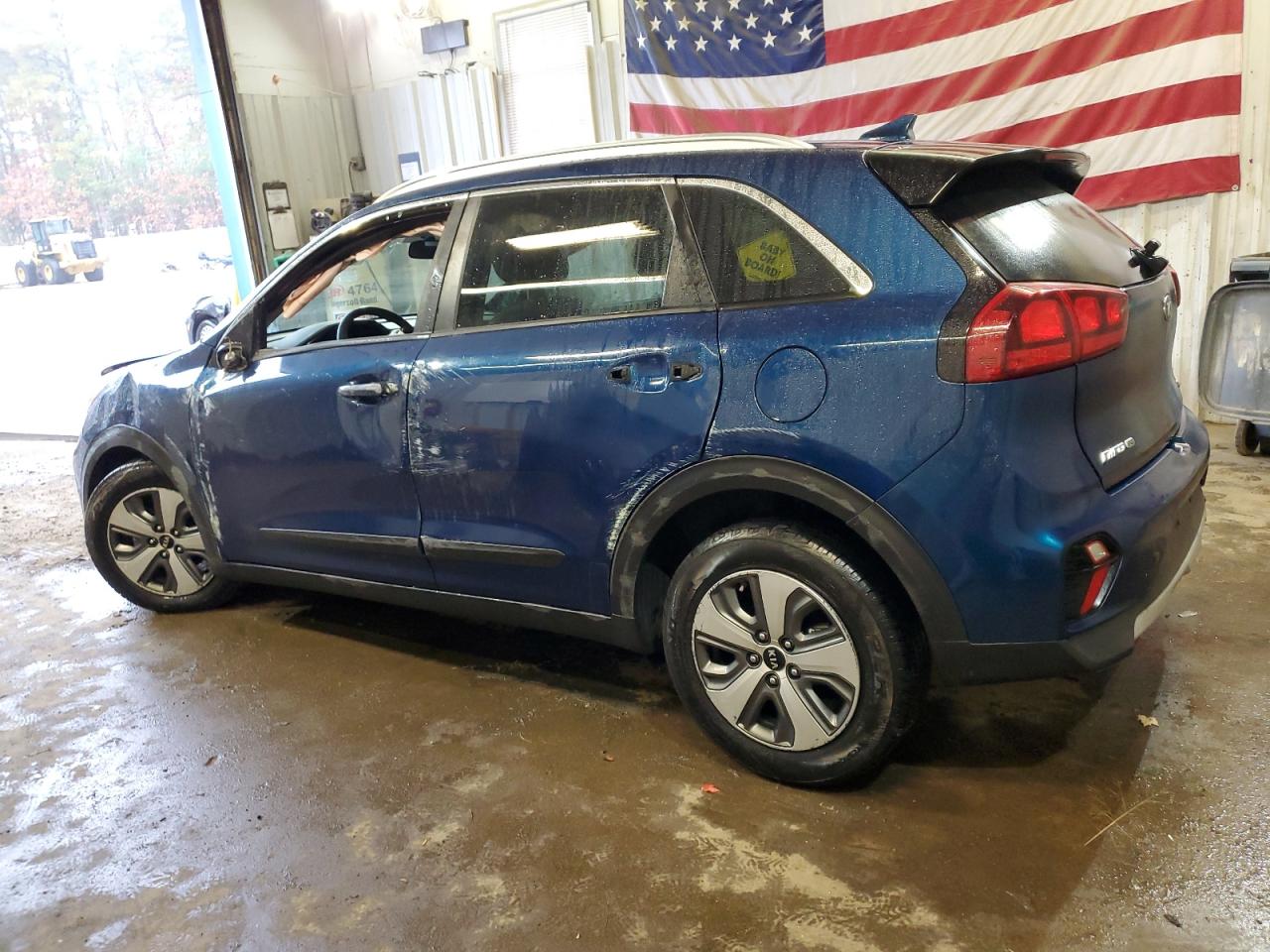 2020 KIA Niro VIN KNDCB3LC5L5365523 Copart auction photo, front end / side damage thumbnail 2