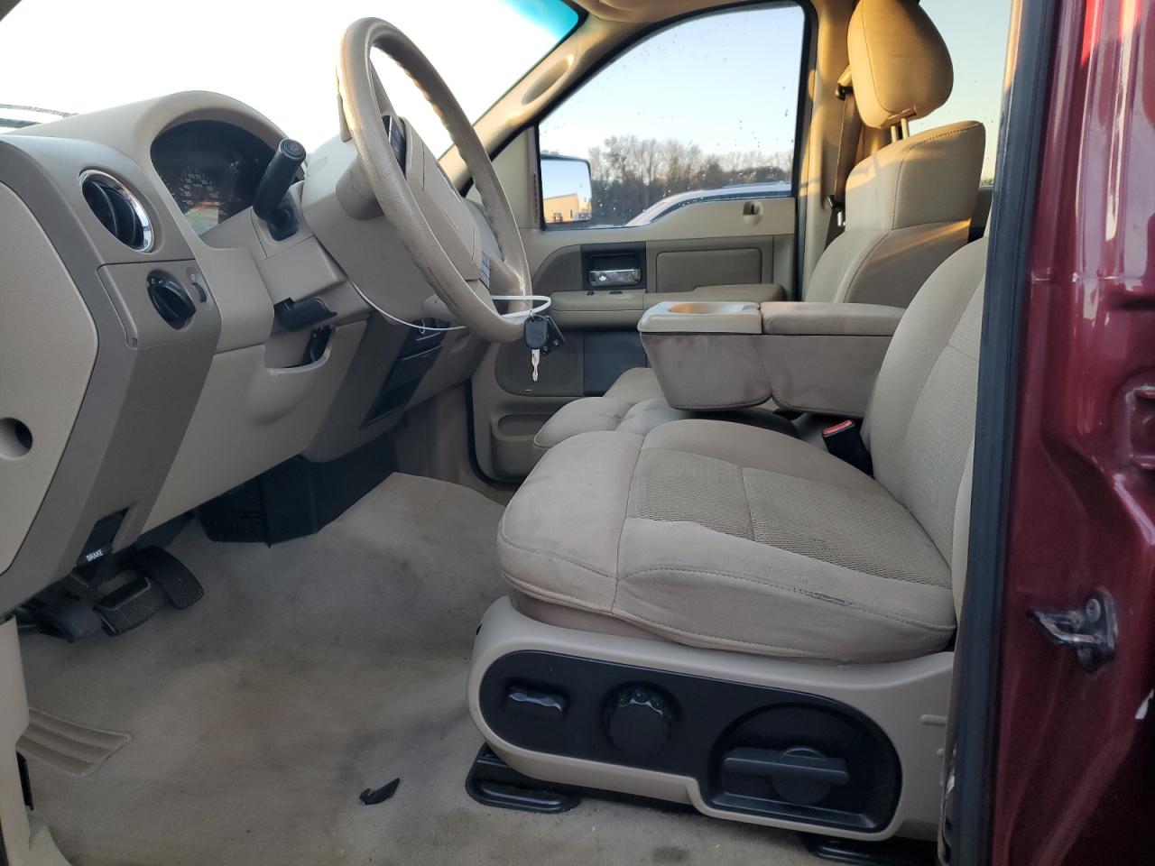 2004 Ford F-150 VIN 1FTRW12W44KC52986 Copart auction photo, side damage thumbnail 7