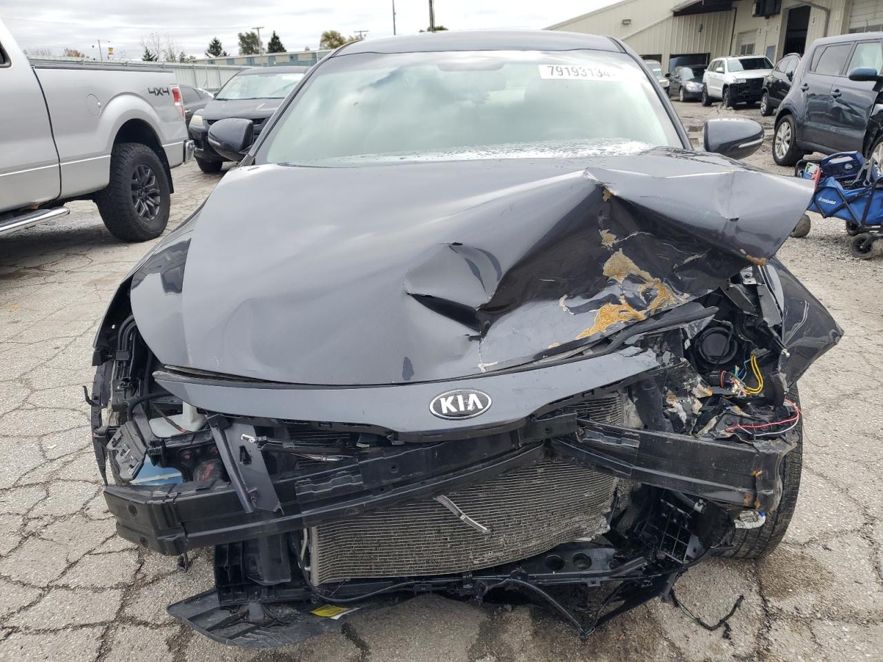 2015 KIA Optima VIN 5XXGM4A71FG467747 Copart auction photo, front end damage thumbnail 5