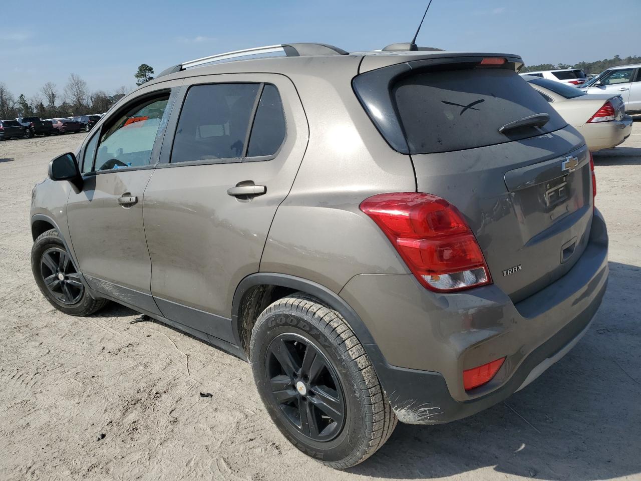2021 Chevrolet Trax VIN KL7CJLSB6MB325933 Copart auction photo, water/flood / minor dent/scratches damage thumbnail 2