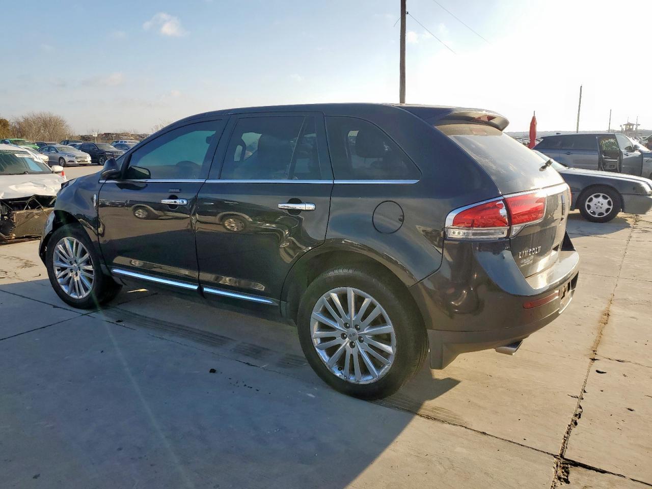 2014 Lincoln MKX VIN 2LMDJ6JK8EBL00957 Copart auction photo, front end damage thumbnail 2
