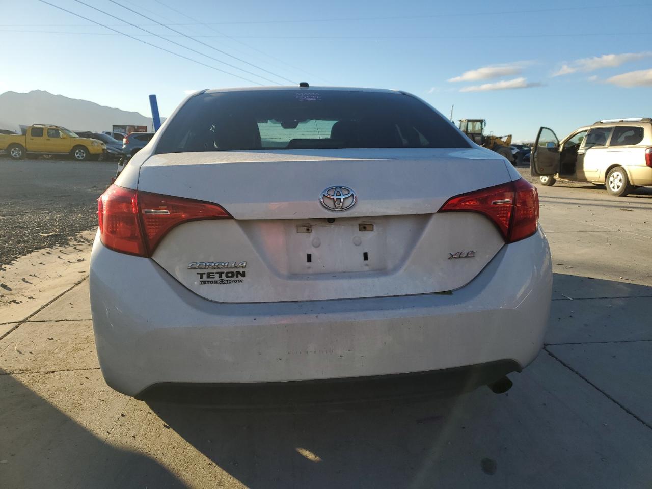 2019 Toyota Corolla VIN 5YFBURHE0KP862094 Copart auction photo, front end damage thumbnail 6