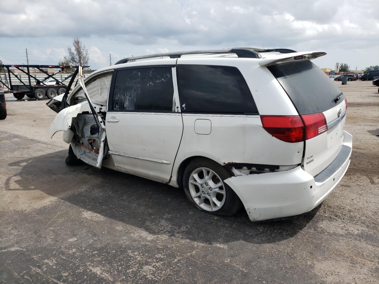 2005 Toyota Sienna VIN 5TDZA22C65S335999 Copart auction photo, all over / undercarriage damage thumbnail 2