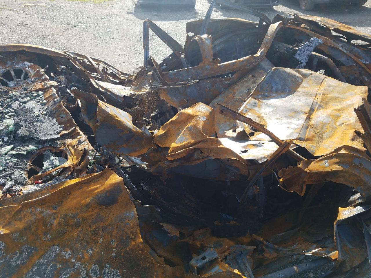 2005 Toyota Camry VIN 4T1BE32K05U543127 Copart auction photo, burn damage thumbnail 10