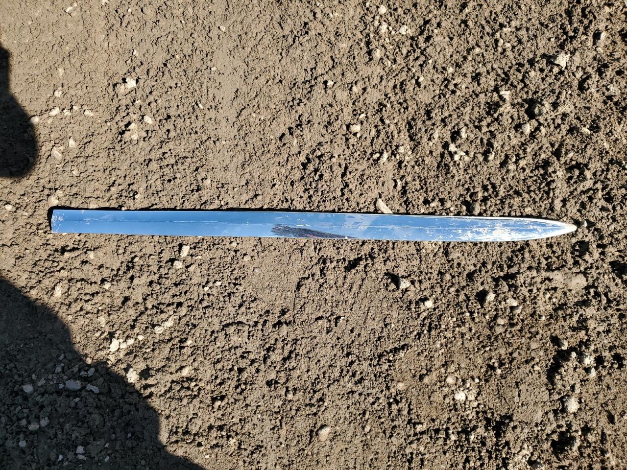 2018 Buick Enclave VIN 5GAERCKW8JJ160235 Copart auction photo, side / front end damage thumbnail 13