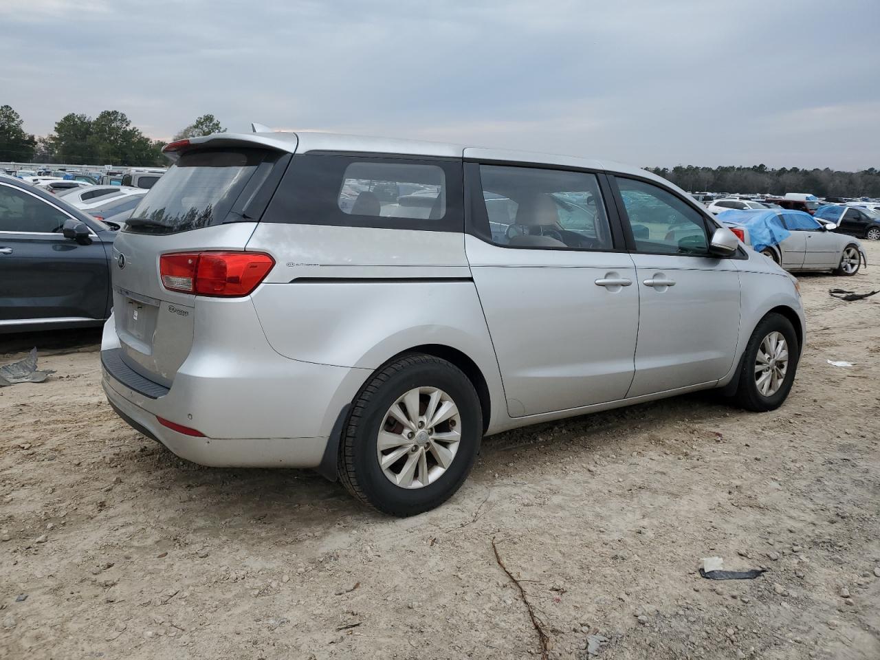 2015 KIA Sedona VIN KNDMA5C13F6023455 Copart auction photo, mechanical damage thumbnail 3