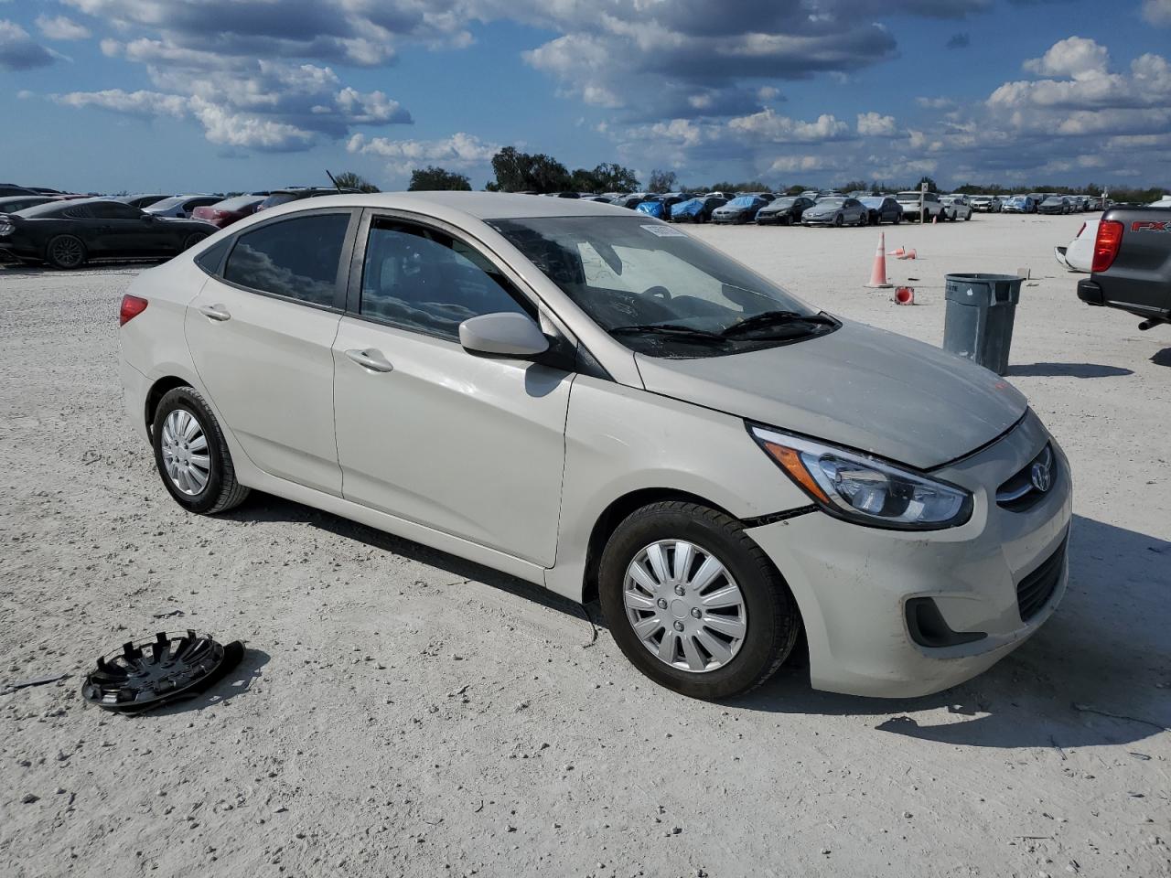 2016 Hyundai Accent VIN KMHCT4AE1GU995232 Copart auction photo, side / front end damage thumbnail 4